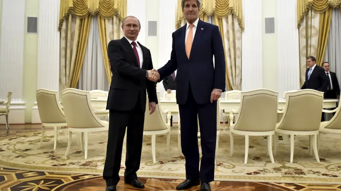 Kerry se v Moskvě sešel i s Vladimirem Putinem