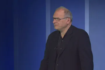 Historik Felshtinsky: Lidé už nejsou ochotni umírat za svobodu. Putin chce zničit Západ chaosem