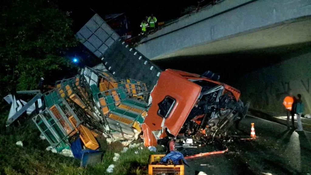 Nehoda na dálnici D52