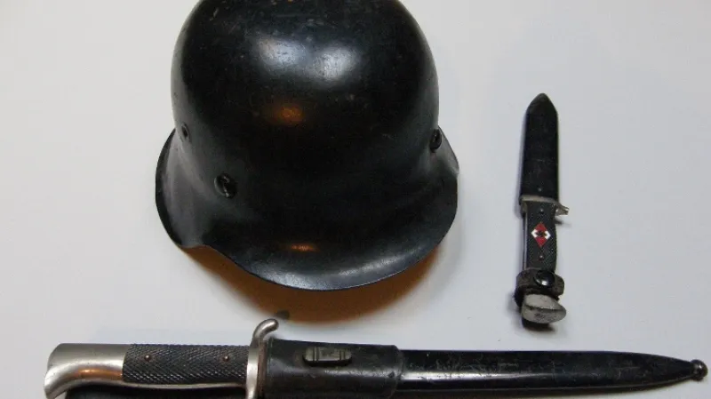 Ilustrační fotografie k výstavě Někomu život, někomu smrt