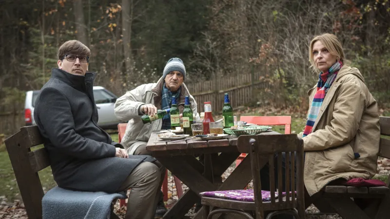 Chata na prodej (2018, režie: Tomáš Pavlíček)