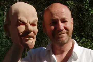 Odchod lékařů očima dramaturga