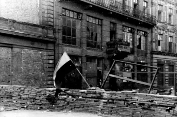 Stalin nadřadil dobyvačné zájmy společnému boji proti nacismu, hodnotí historik sovětskou neúčast na Varšavském povstání