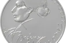 ČNB vydává stříbrnou minci k výročí narození Boženy Němcové 