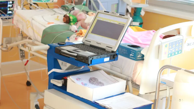 Transplantace srdce batoleti v Motole