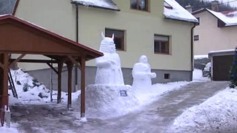 Bájné sochy v obci Držková