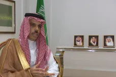 Roli žen ve společnosti bereme velmi vážně, tvrdí v rozhovoru pro ČT saúdský ministr zahraničí
