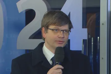 Letošní rok bude pro Čínu zlomový. V hospodářství i v politice, říká ekonom Semerák