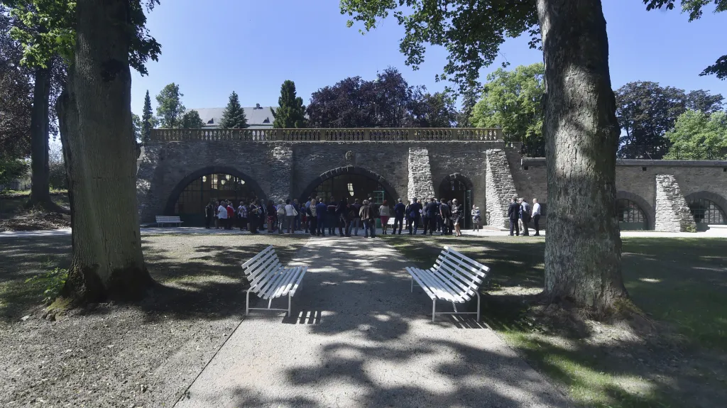 Na zámku v Bruntále opravili zahradní sál