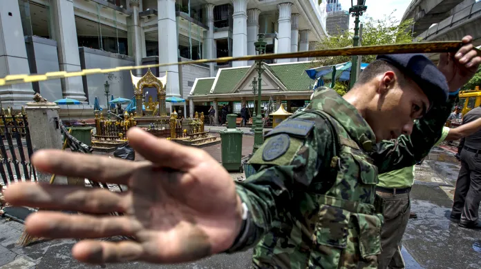 Vyšetřovatelé stále nevědí, kdo stojí za atentátem v Bangkoku