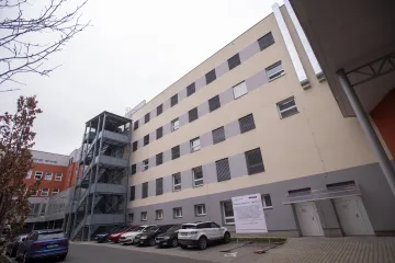 Pavilon O kolínské nemocnice je v novém. Rekonstrukce se zdržela o desetiletí, týkala se jí Rathova kauza