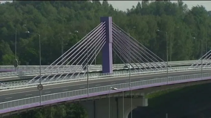 Poláci otevřeli dálnici mezi Bohumínem a Katovicemi