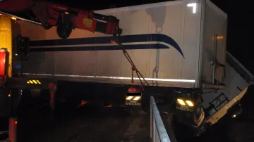 Nehoda kamionu v Pitíně na Uherskohradišťsku