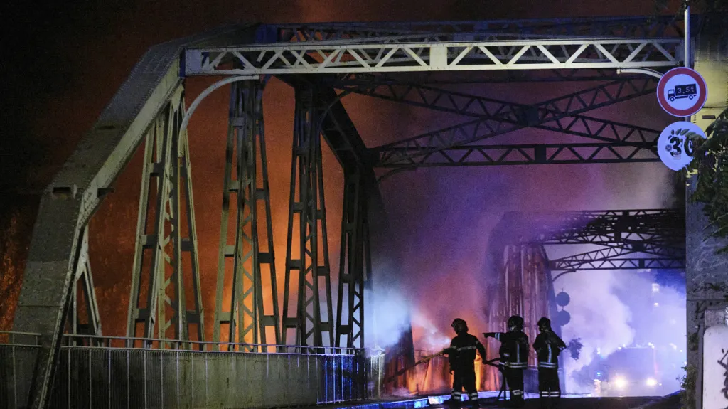 Požár mostu v Římě