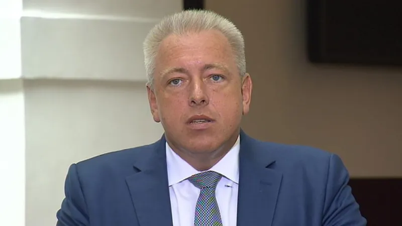 Milan Chovanec po výslechu: Debata byla věcná, k podstatě věci