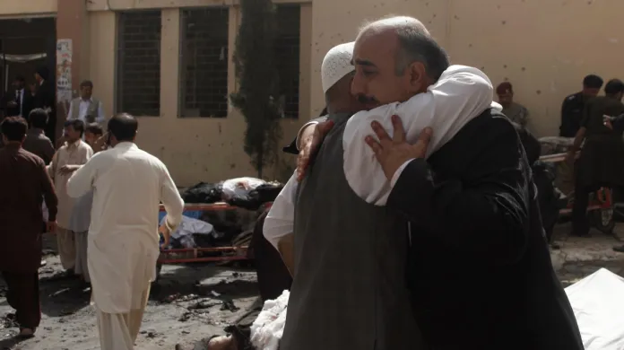 Nemocnice v pákistánském městě Kvéta po výbuchu bomby
