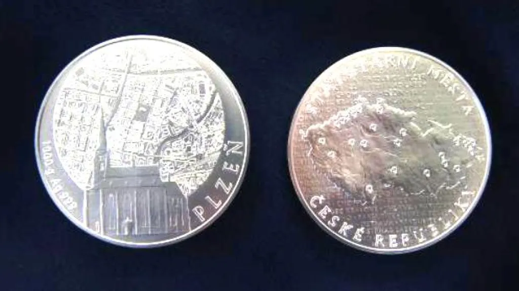Stříbrná investiční medaile
