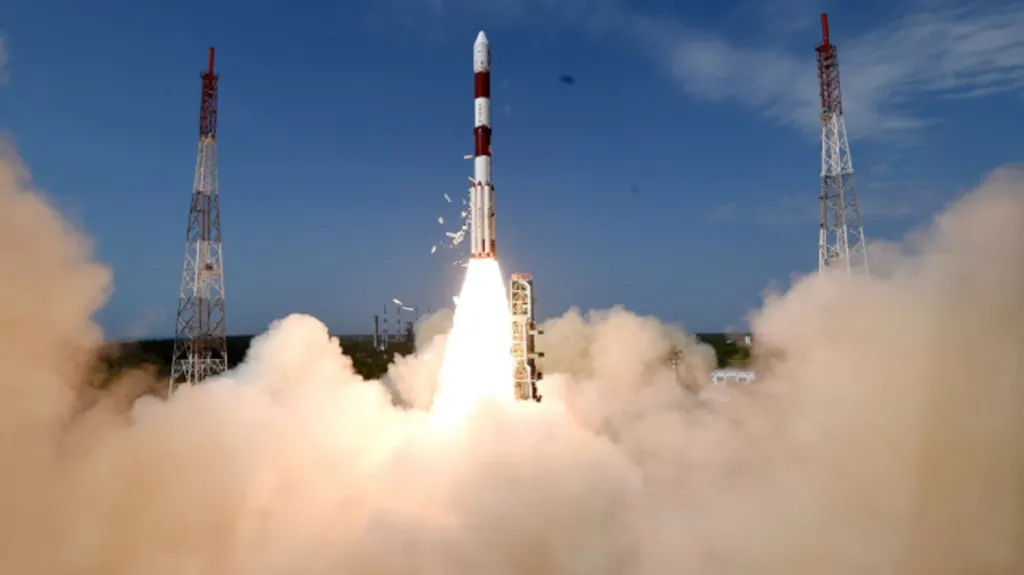 Ilustrační foto, start indické rakety