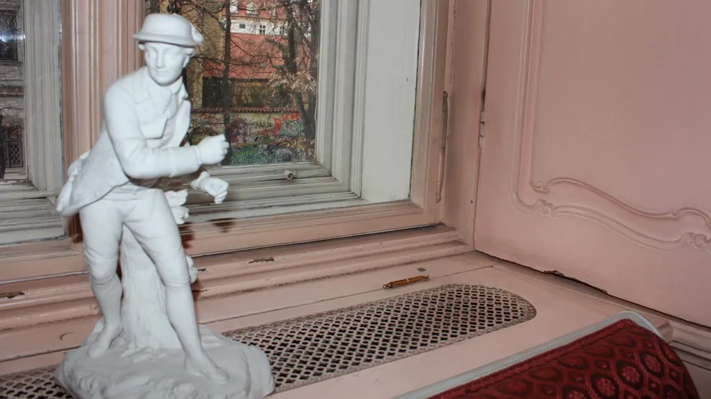 Buquoyský palác - Velvyslanectví Francie v Praze