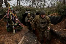 Desetitisíce Ukrajinců oslavily Vánoce na frontě