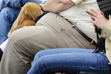 Léky na obezitu by mohly vrátit lidi na trh práce, míní britský ministr
