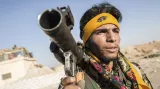Ofenzivu na Rakku – baštu ISIS v Sýrii – vyhlásily SDF pod vedením Kurdů a za podpory USA. Dobytí území ISIS ale záleží hlavně na dohodě mocností, jak si budou chtít Sýrii nakonec rozdělit.