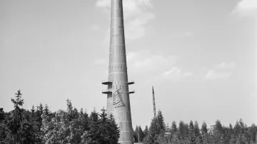 Před 60 lety byl uveden do provozu vysílač Cukrák nedaleko Prahy