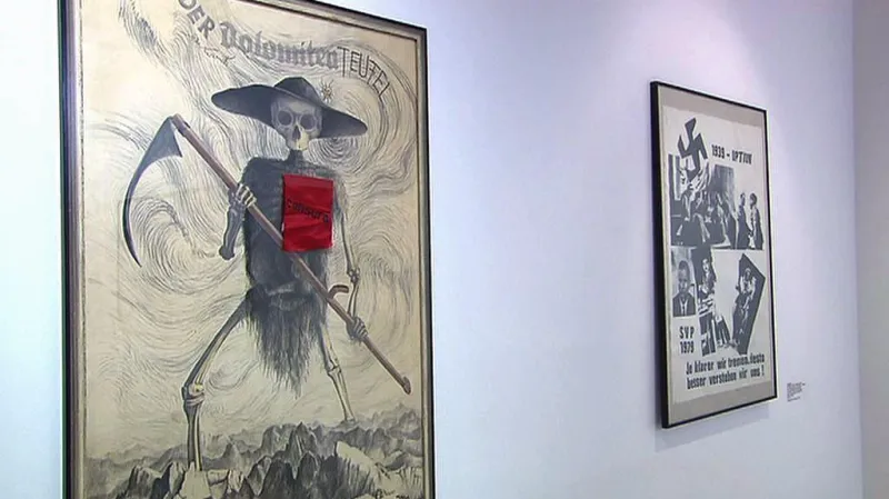 Z výstavy Mody demokracie