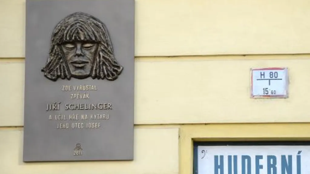 Pamětní deska Jiřího Schelingera