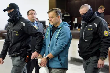 Řidič, který způsobil v Bratislavě tragickou nehodu, bude nakonec stíhán vazebně