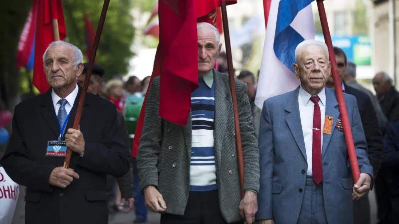 Prvomájové oslavy ve východoukrajinském Slavjansku