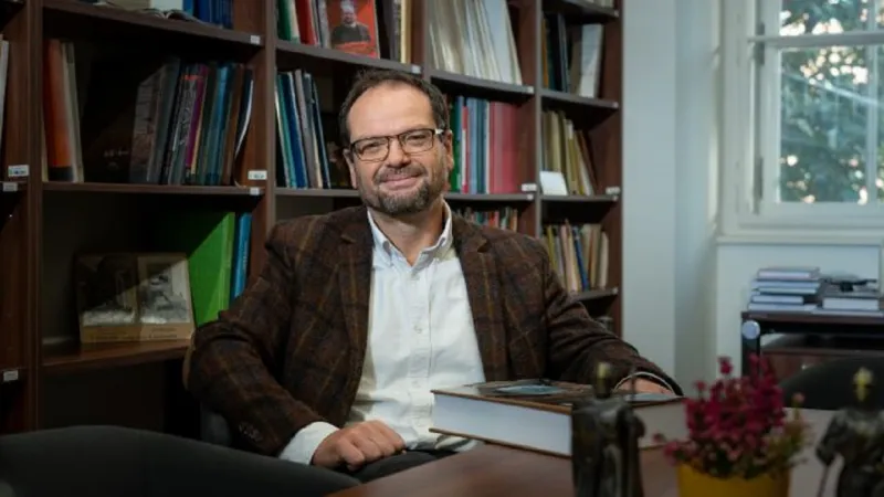 Archeolog Jiří Macháček