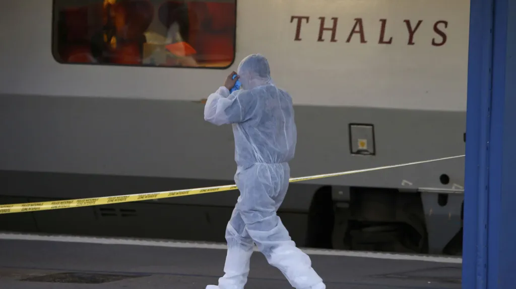 Francie vyšetřuje střelbu v rychlovlaku Thalys