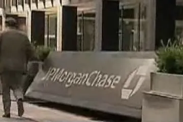 JPMorgan oznámila tříčtvrtinový propad zisku
