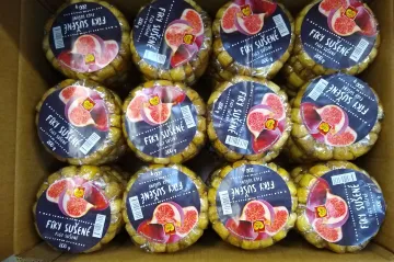 Téměř sedm tun plesnivých fíků zadržela potravinářská inspekce. Mířily na český trh