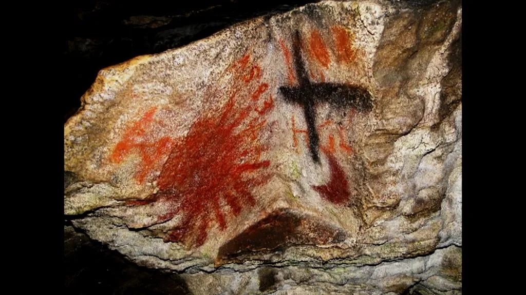 Restaurované malby v Jeskyni Na Špičáku