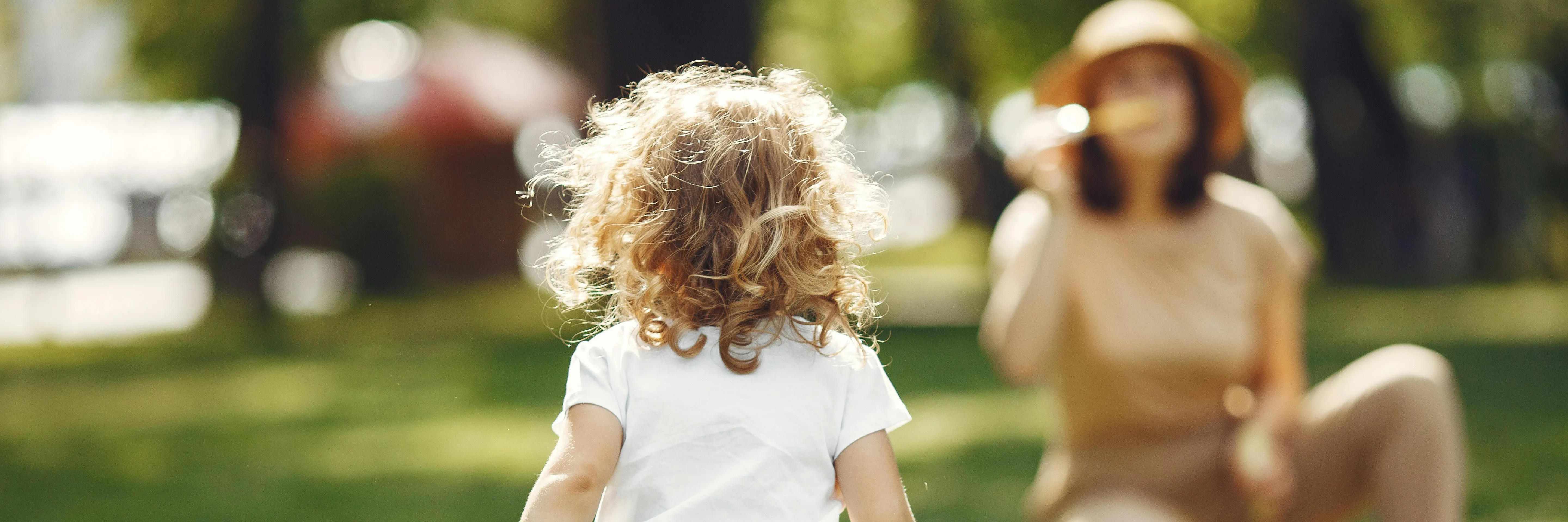 Pěstounů přibývá, pomohly náborové kampaně