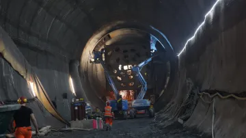 Stavba Brennerského úpatního tunelu v Rakousku