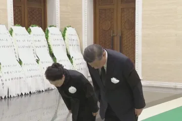 Čína se rozloučila s bývalým premiérem. Truchlit ale režim povoluje jen částečně