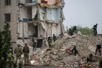 Raketový útok na Časiv Jar ze soboty si vyžádal už 47 obětí, uvádí ukrajinská média