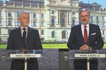 Pavel se zúčastnil jednání Bezpečnostní rady státu. Jeho zkušenosti ve vedení armády jsou přínosem, řekl Fiala