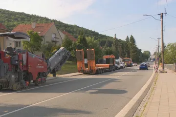 Začaly práce na hlavním tahu z Brna do Svitav. Řidiči se zdrží i půl hodiny