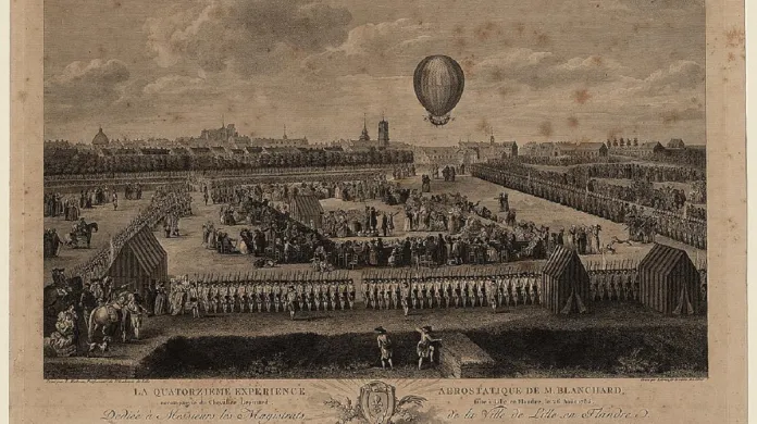 Pařížský lid pozoruje start balonu