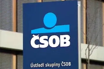 Majitelku ČSOB drtí rekordní ztráta, dopady cítí i česká banka