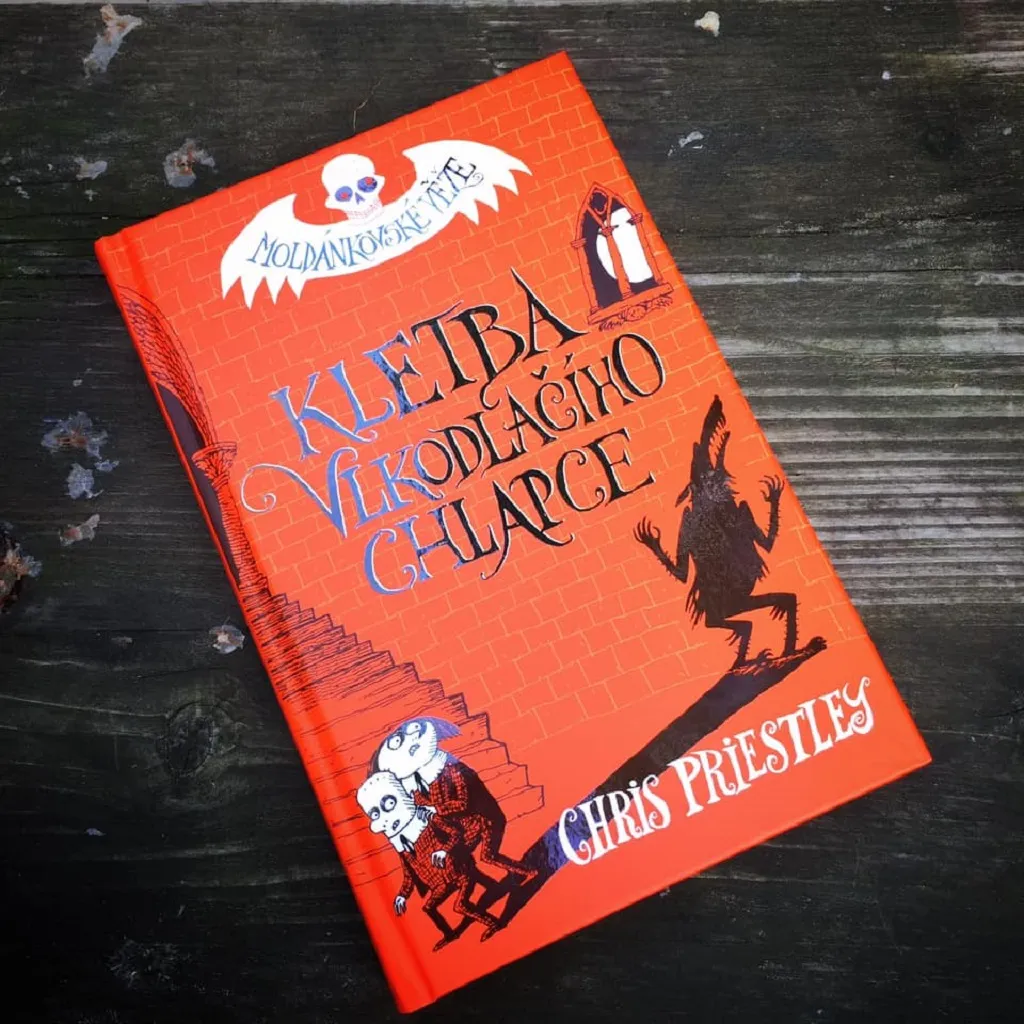 Zlatá stuha: Mezi knihami pro mládež zaujaly nejvíce Moldánkovské věže 1: Kletba vlkodlačího chlapce Chrise Priestleyho (Argo), které z angličtiny přeložil Vít Penkala. Překladatel se výzvy spojené s vytvářením novotvarů a vůbec terminologie potřebné k zobrazení originálního fantazijního světa zhostil s maximální vynalézavostí a důvtipem, chválí porota