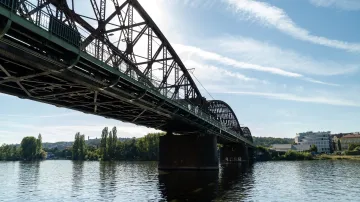 Výtoňský železniční most