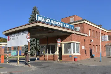 Zlínská opozice kritizuje smlouvu o projektu stavby nemocnice. Holiš garantuje pojistky