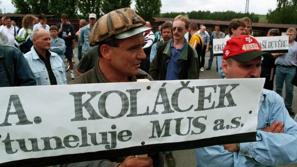 Stávka na dole Koh-i-noor v roce 1999