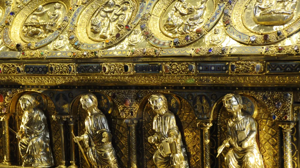 Relikviář svatého Maura