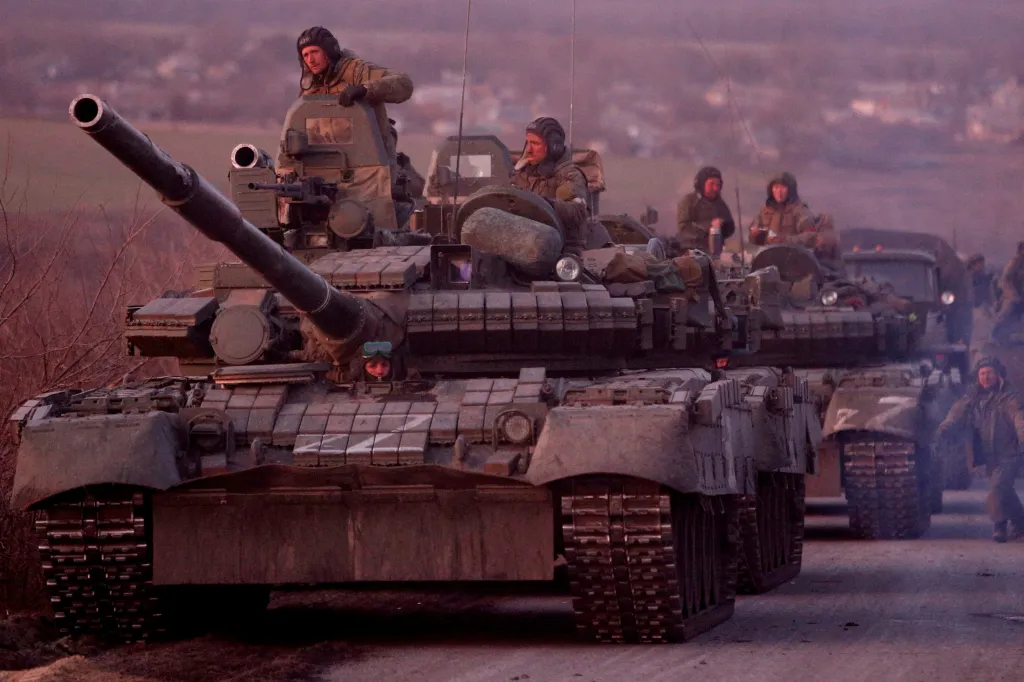 28. března 2022, Rusové jedou k Mariupolu